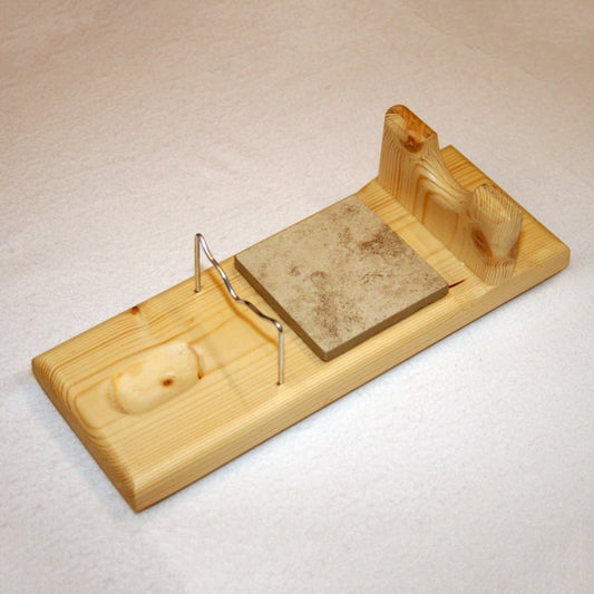 Mini Iron Crafting Stand - Essential Accessory for Crafters